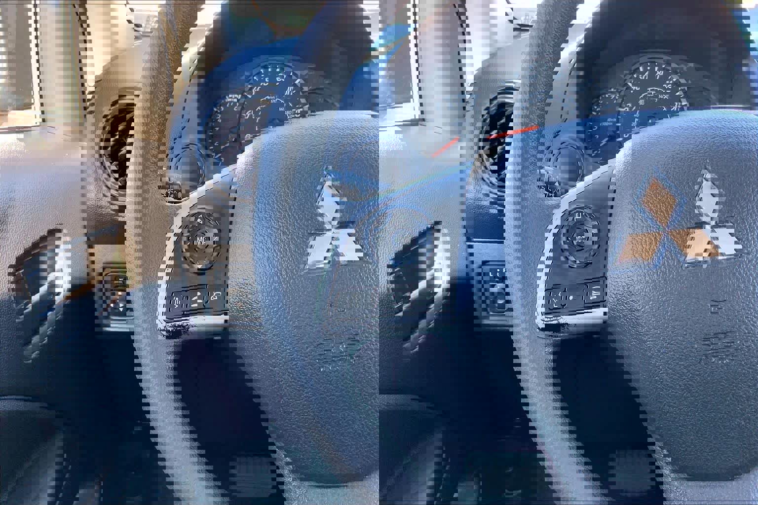 Used 2024 Mitsubishi Mirage LE image 23