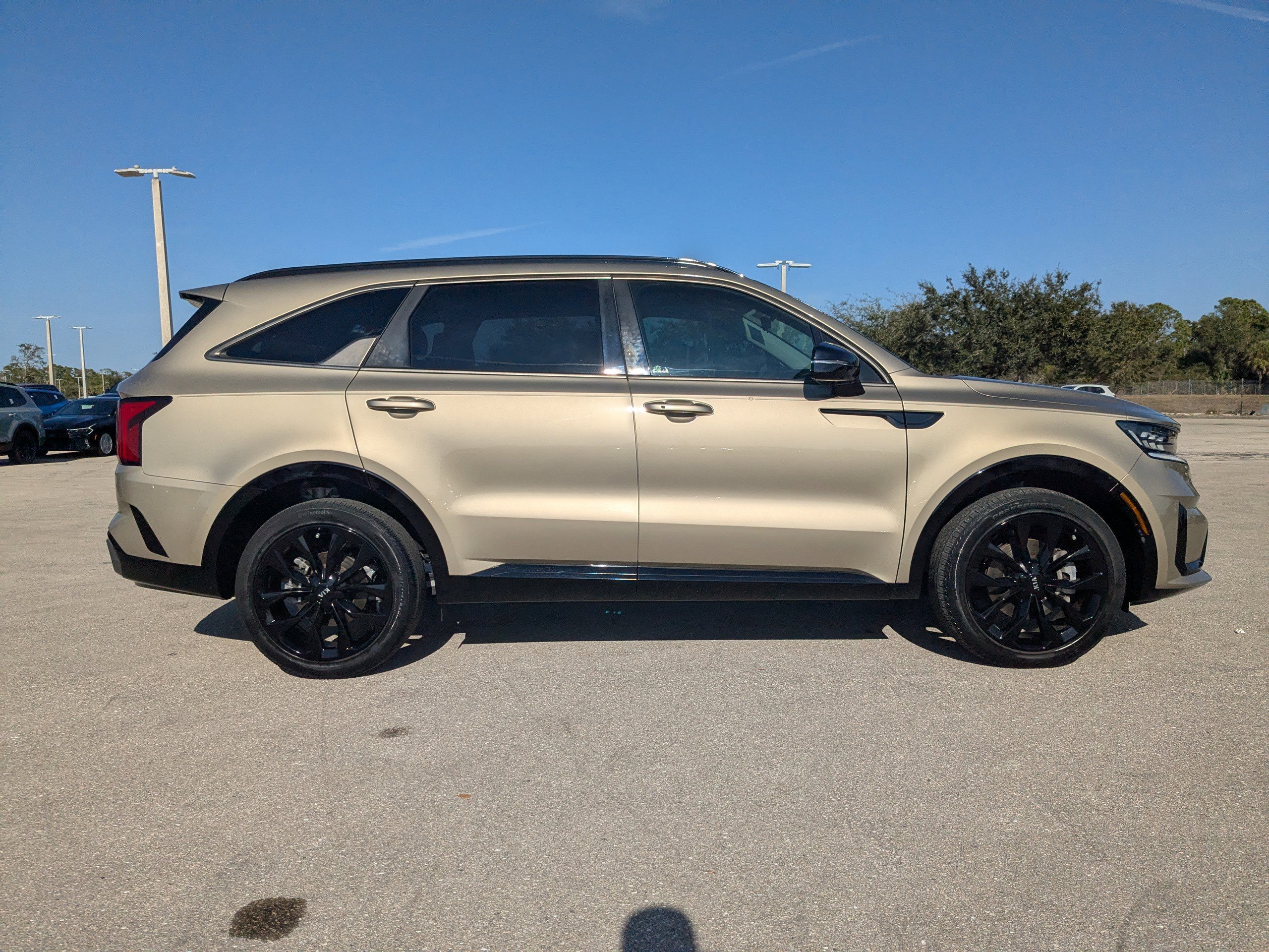 Certified 2021 Kia Sorento SX image 4