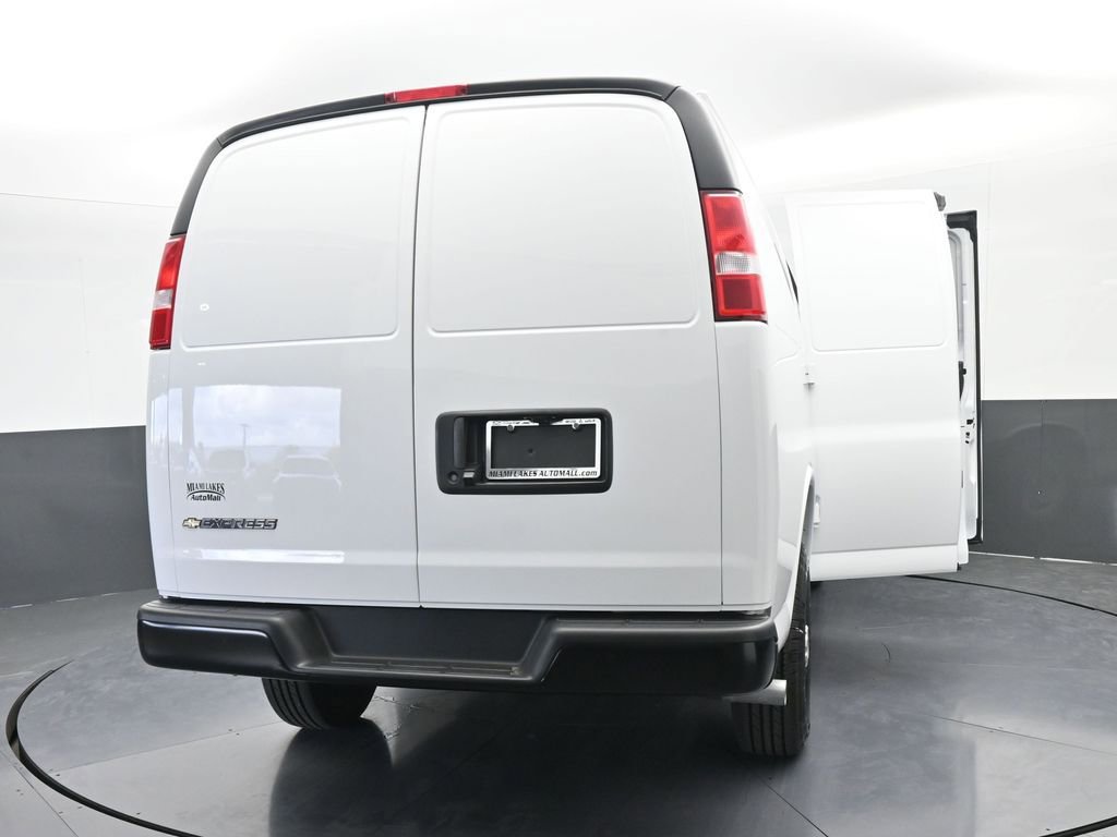 New 2025 Chevrolet Express 2500 w/ Driver Convenience Package image 69