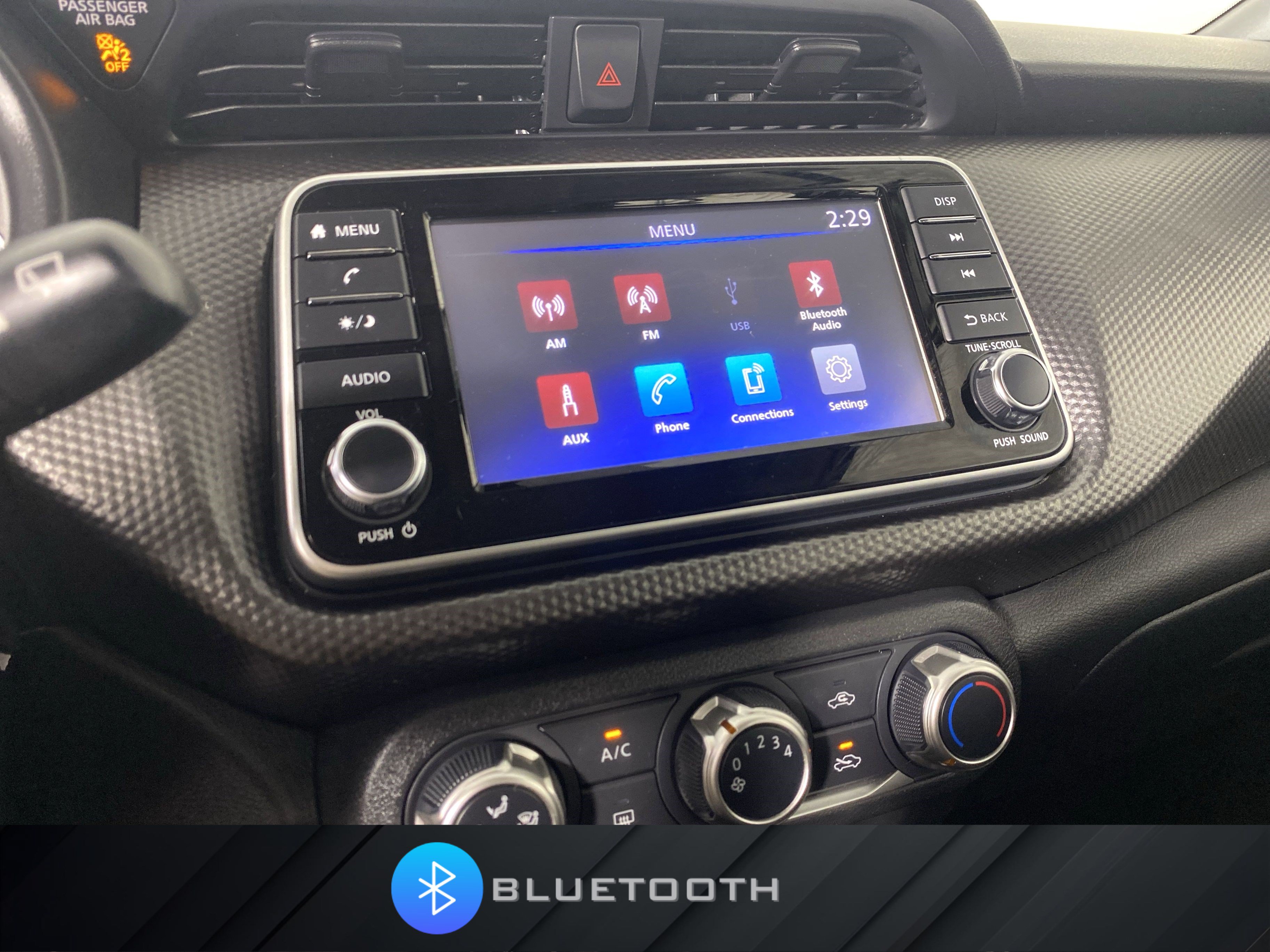 Used 2020 Nissan Kicks S FWD image 4