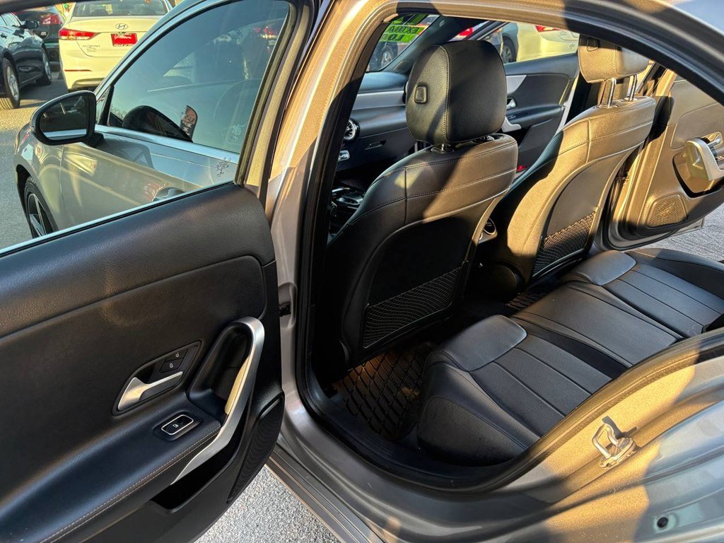 Used 2019 Mercedes-Benz A 220 4MATIC image 18