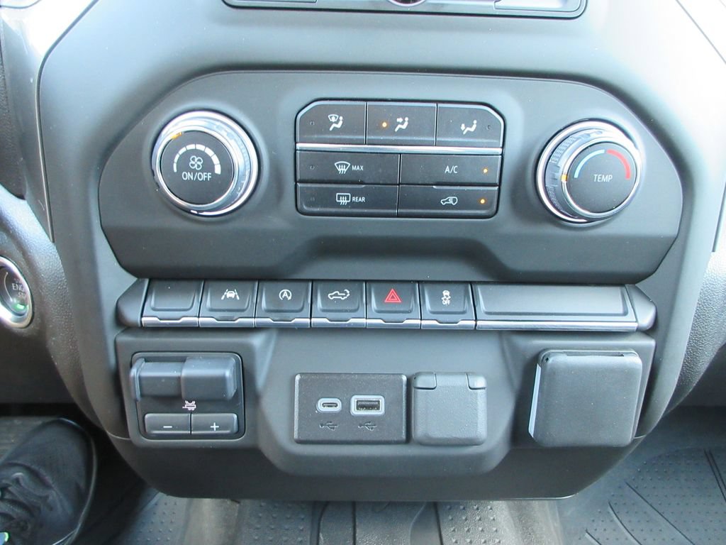 Certified 2026 Chevrolet Silverado 1500 Custom w/ Turbomax Blackout Package AWD/4WD image 29