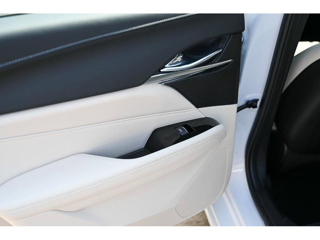 New 2025 Cadillac CT4 Premium Luxury image 10