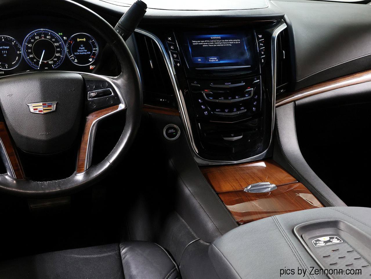 Used 2015 Cadillac Escalade Premium AWD/4WD image 17