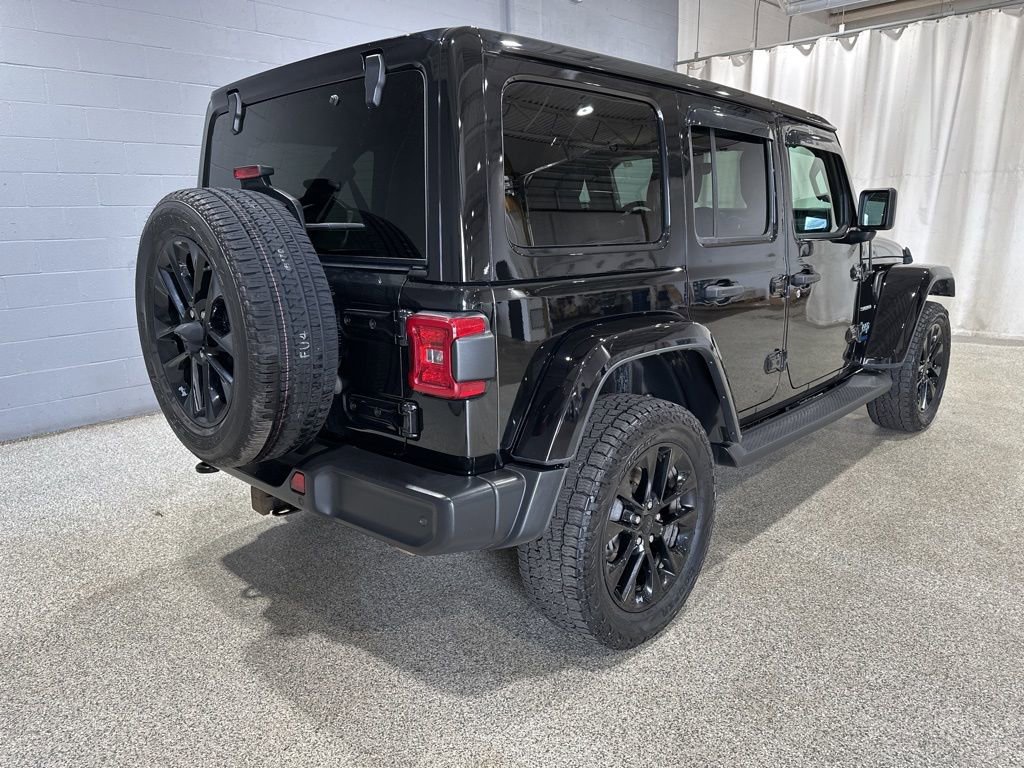Used 2021 Jeep Wrangler Unlimited Sahara w/ Cold Weather Group AWD/4WD image 3