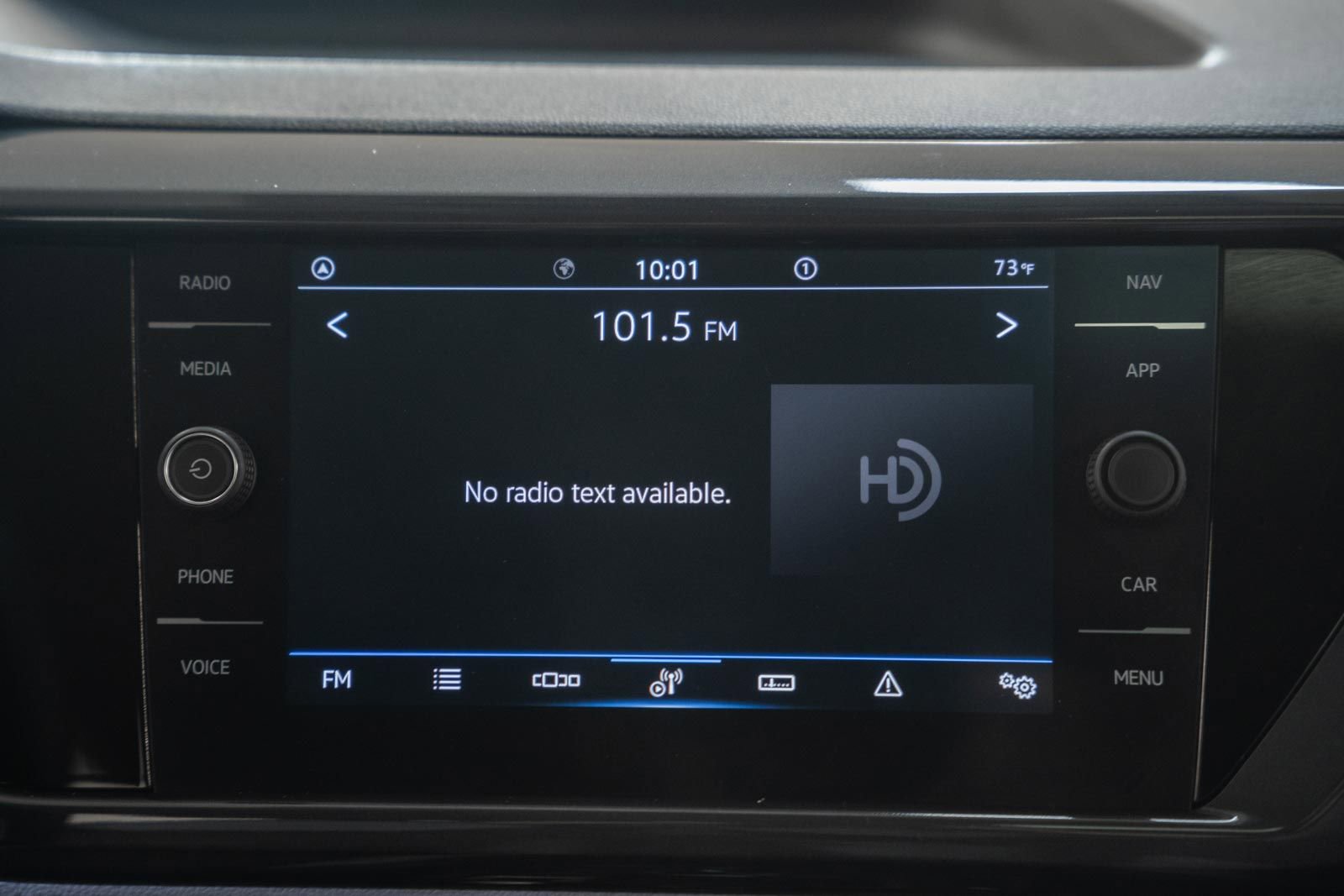 Used 2022 Volkswagen Taos SEL w/ Panoramic Sunroof Package FWD image 26