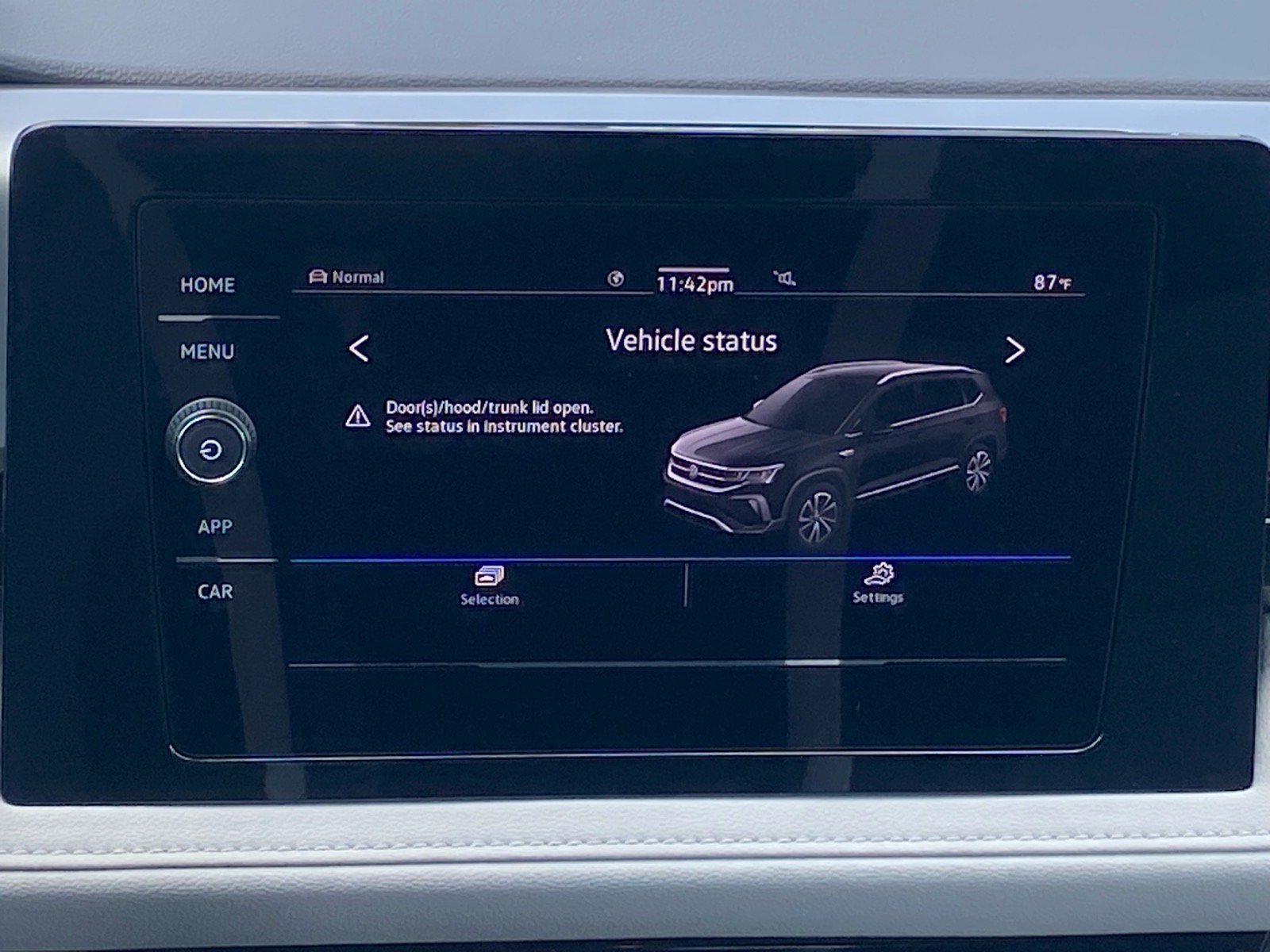 Certified 2025 Volkswagen Taos S AWD/4WD image 6
