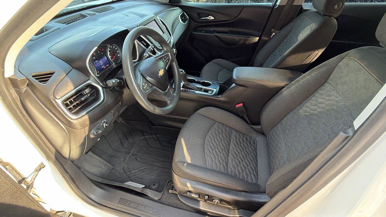 Used 2020 Chevrolet Equinox LT FWD image 16
