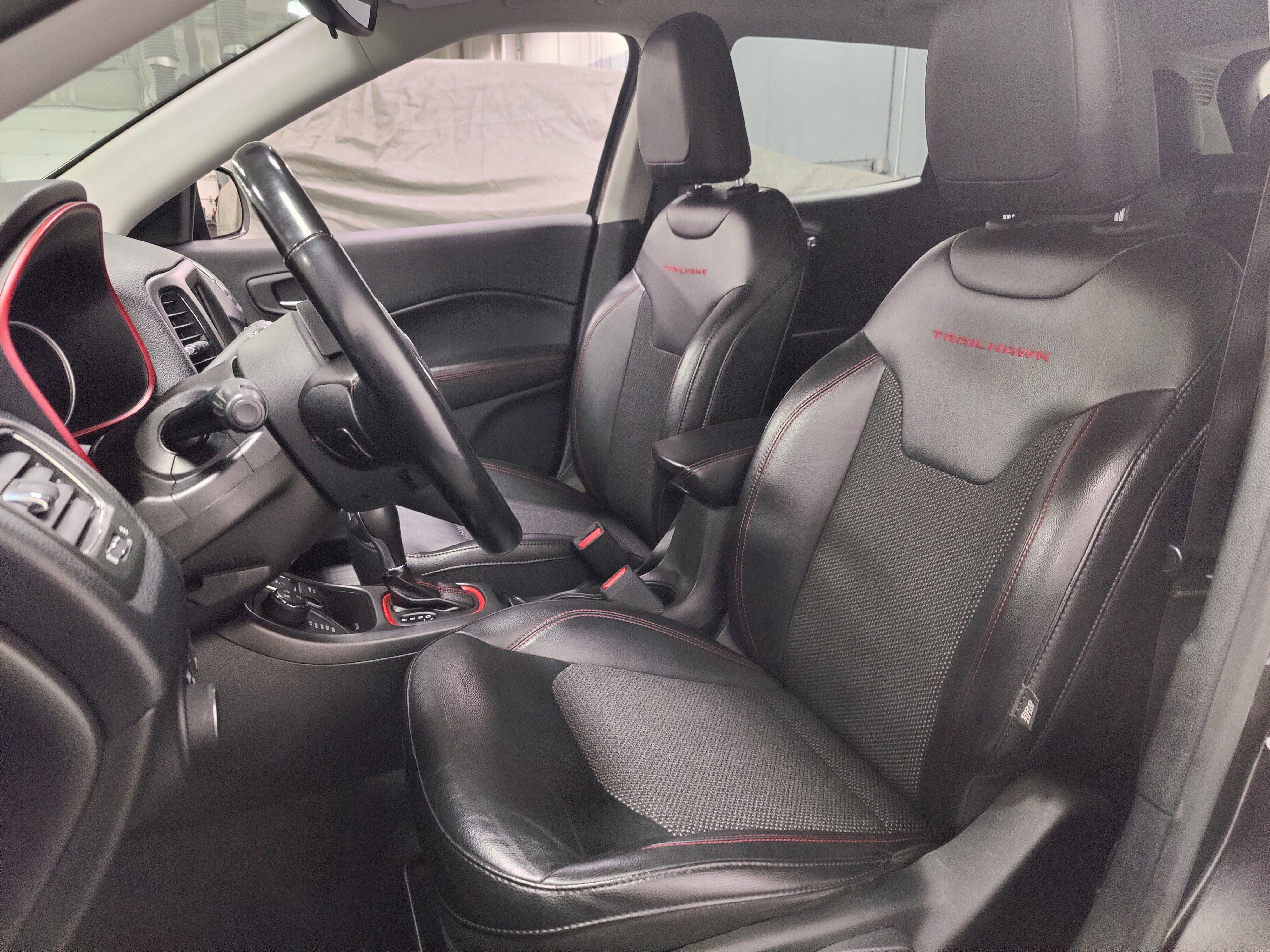 Used 2020 Jeep Compass Trailhawk w/ Cold Weather Group AWD/4WD image 11