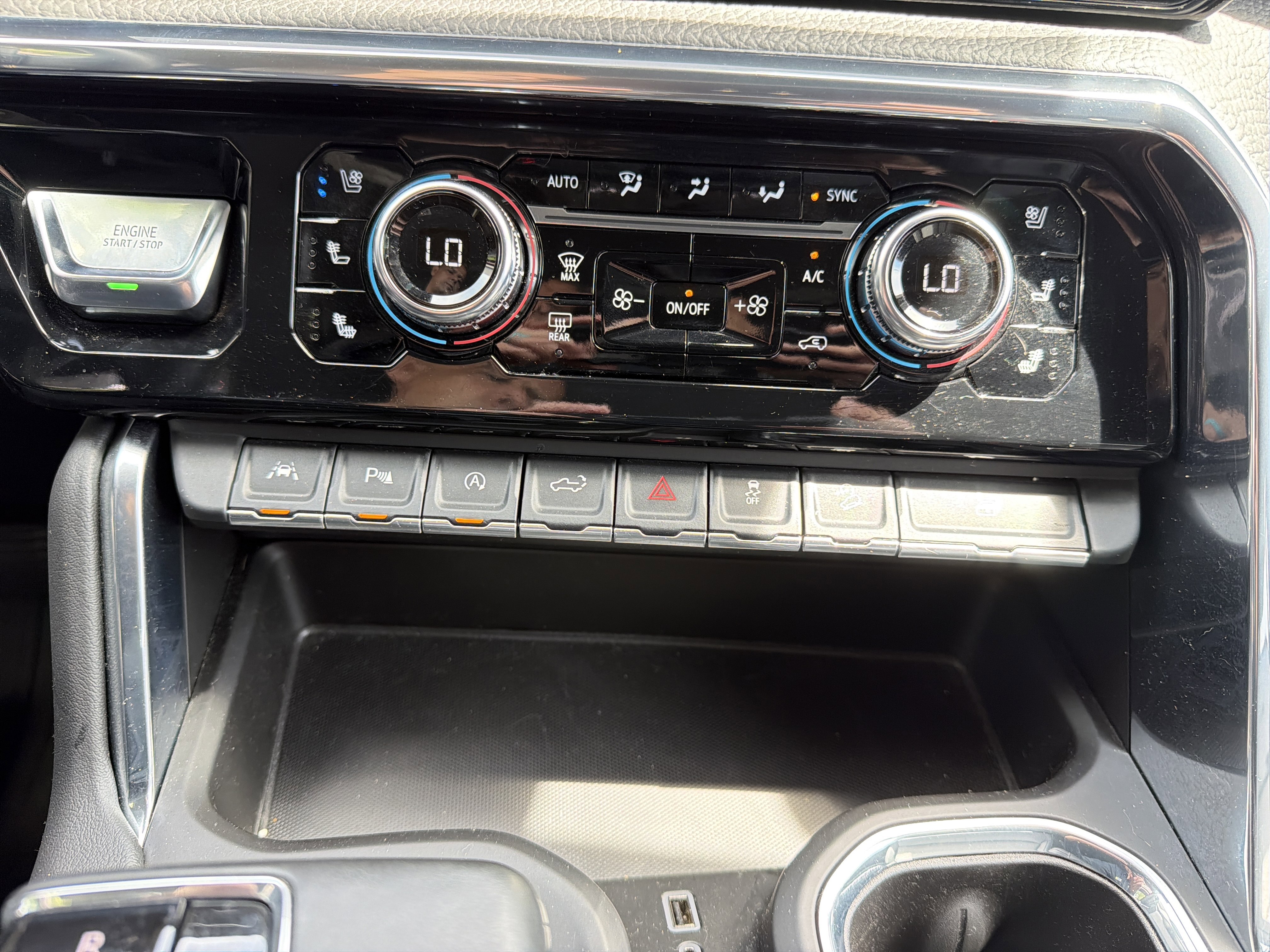 Used 2023 GMC Sierra 1500 Denali w/ Technology Package AWD/4WD image 28
