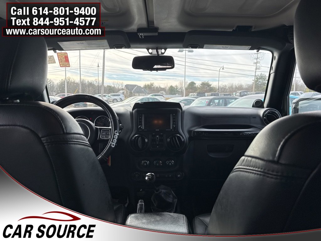 Used 2014 Jeep Wrangler Unlimited Sahara image 14