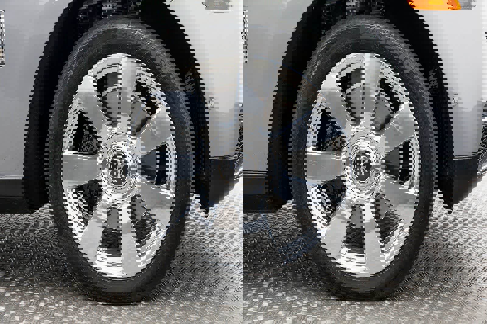 Certified 2022 Rolls-Royce Cullinan image 47