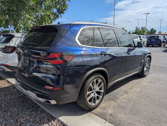 Certified 2024 BMW X5 xDrive50e w/ Premium Package AWD/4WD image 7