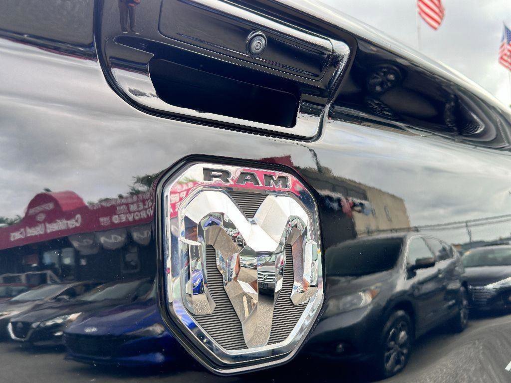 Used 2021 RAM 1500 Big Horn image 8