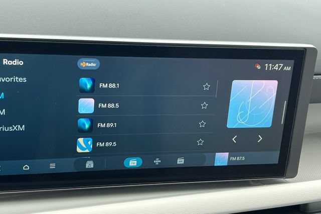 New 2026 Hyundai Tucson Blue SE AWD/4WD image 17