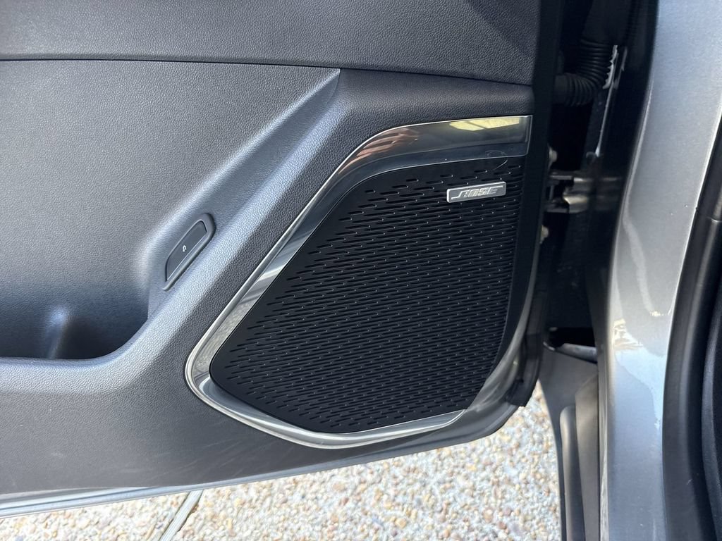 Certified 2025 GMC Acadia Elevation FWD image 24