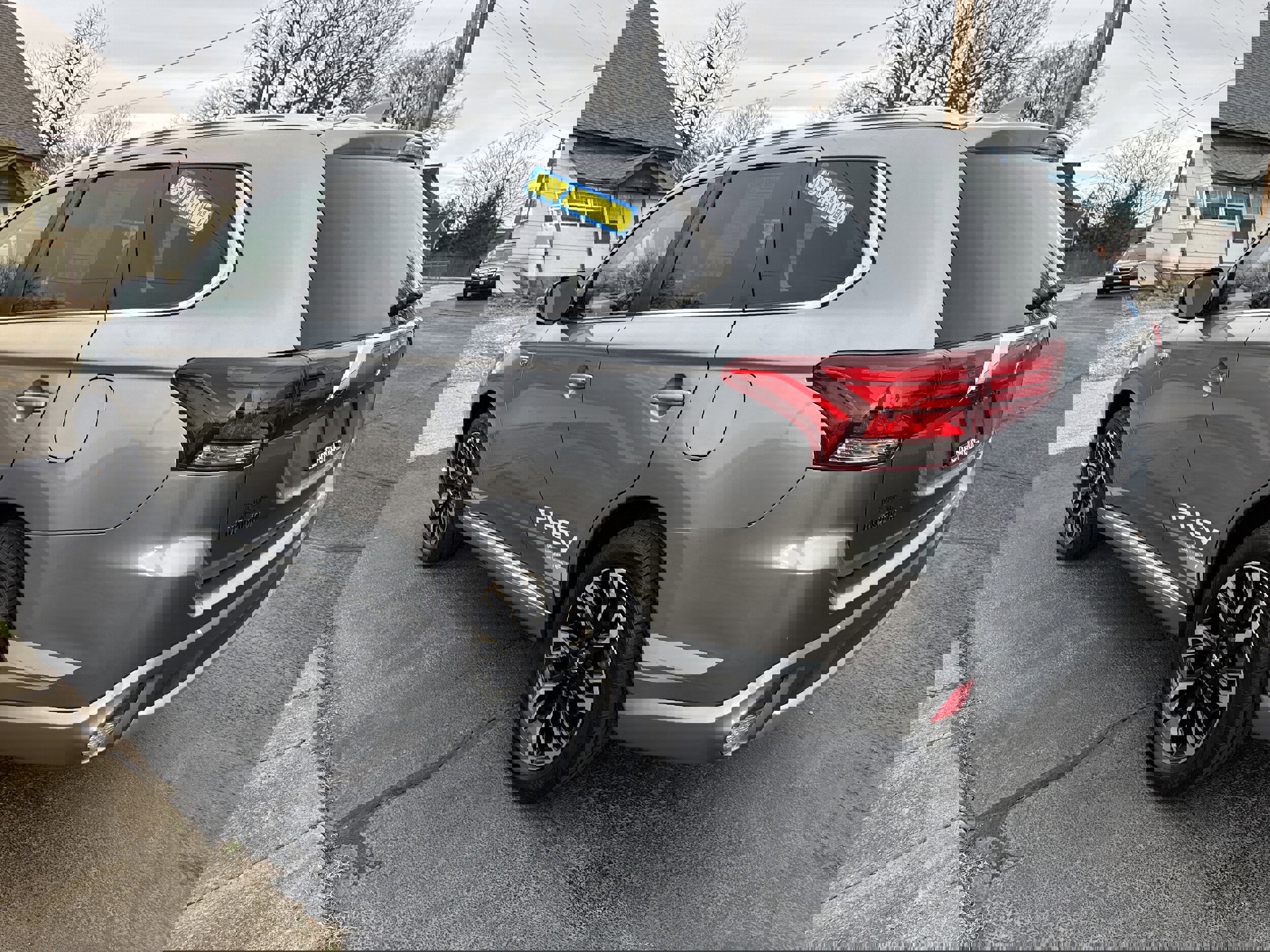Used 2018 Mitsubishi Outlander SEL image 10