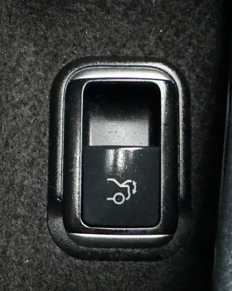 Used 2015 Mercedes-Benz CLS 550 w/ Premium Package image 43