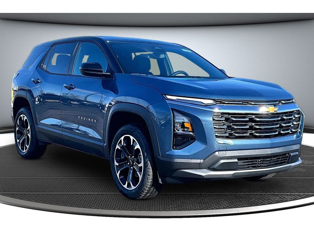New 2026 Chevrolet Equinox LT w/ LPO, Floor Liner Package AWD/4WD image 2