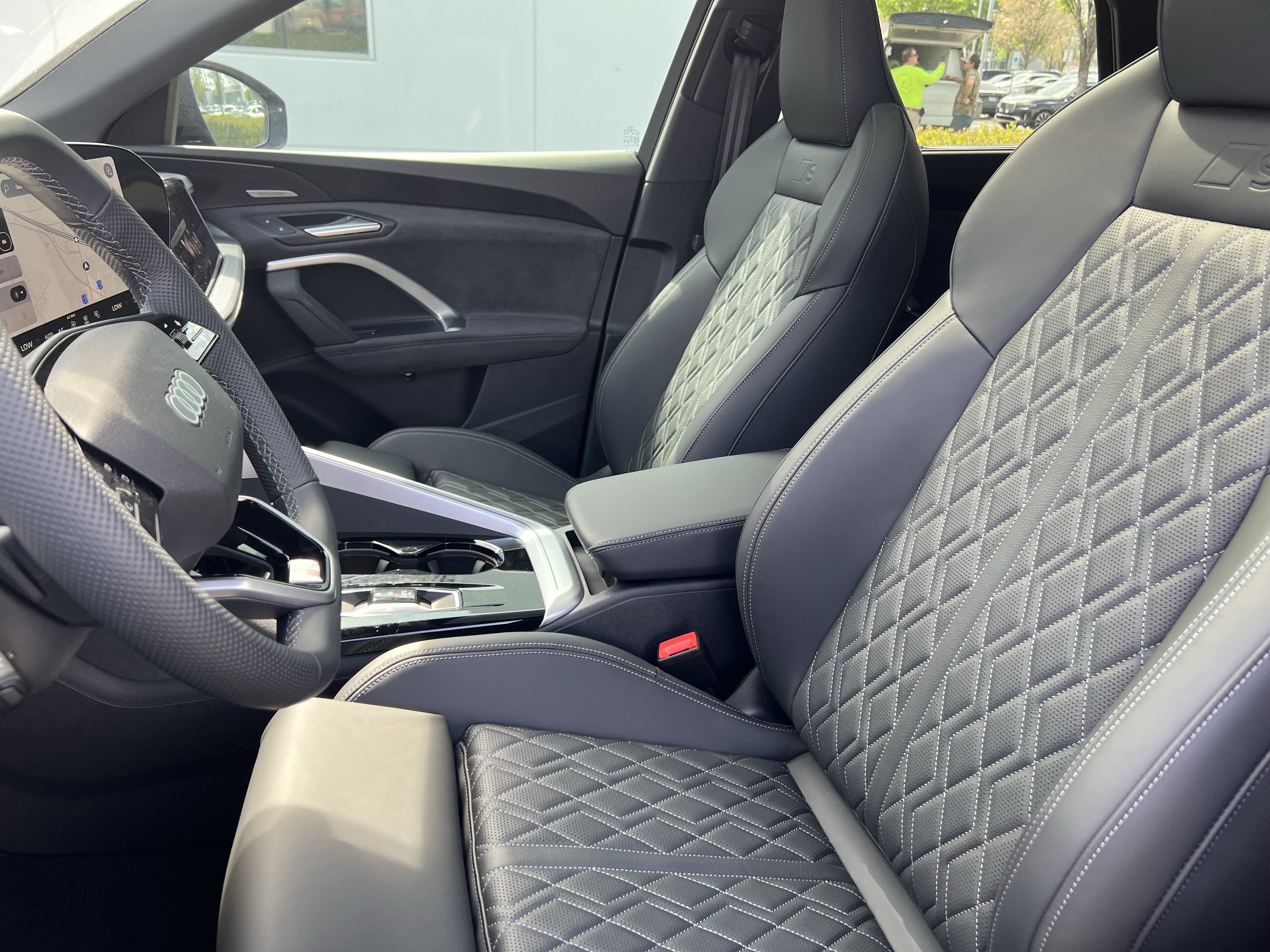 Used 2026 Audi SQ5 Premium Plus AWD/4WD image 15