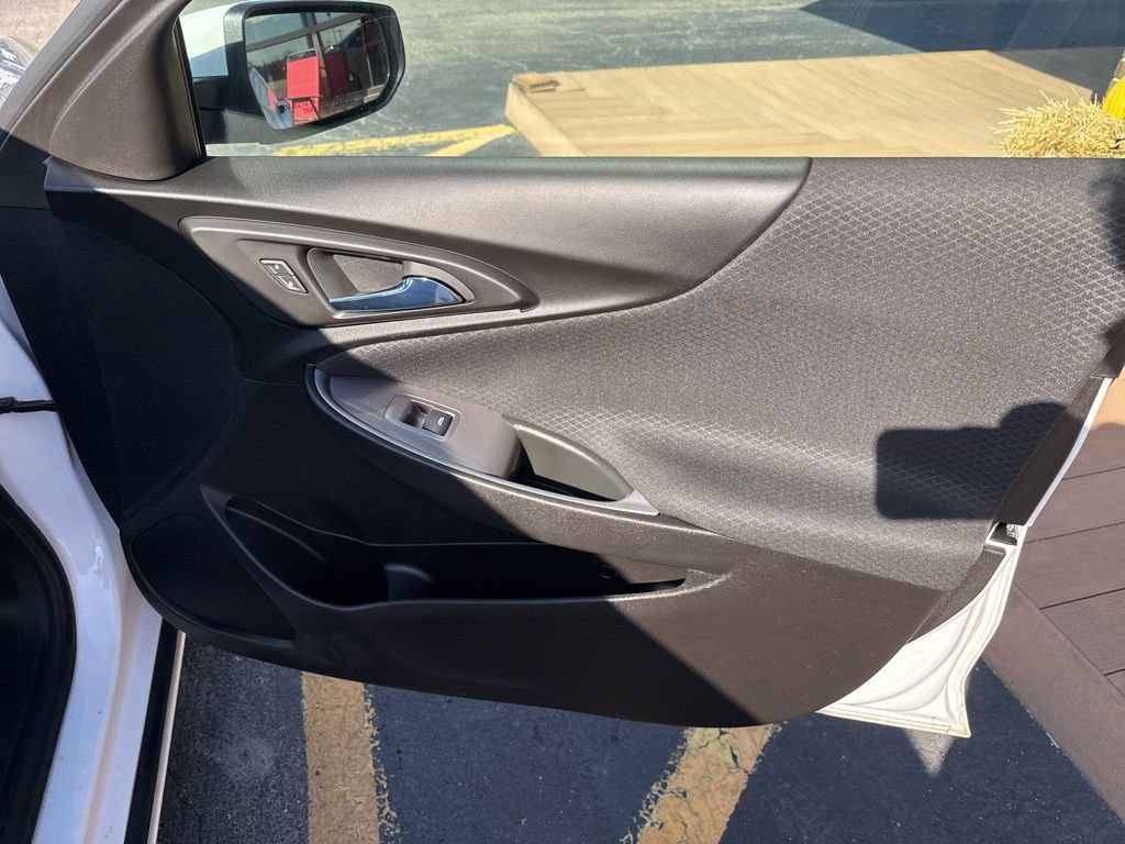 Used 2024 Chevrolet Malibu RS w/ LPO, Floor Liner Package image 19
