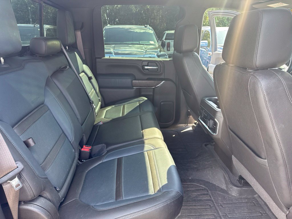 Used 2020 GMC Sierra 3500 Denali w/ Denali Ultimate Package AWD/4WD image 18
