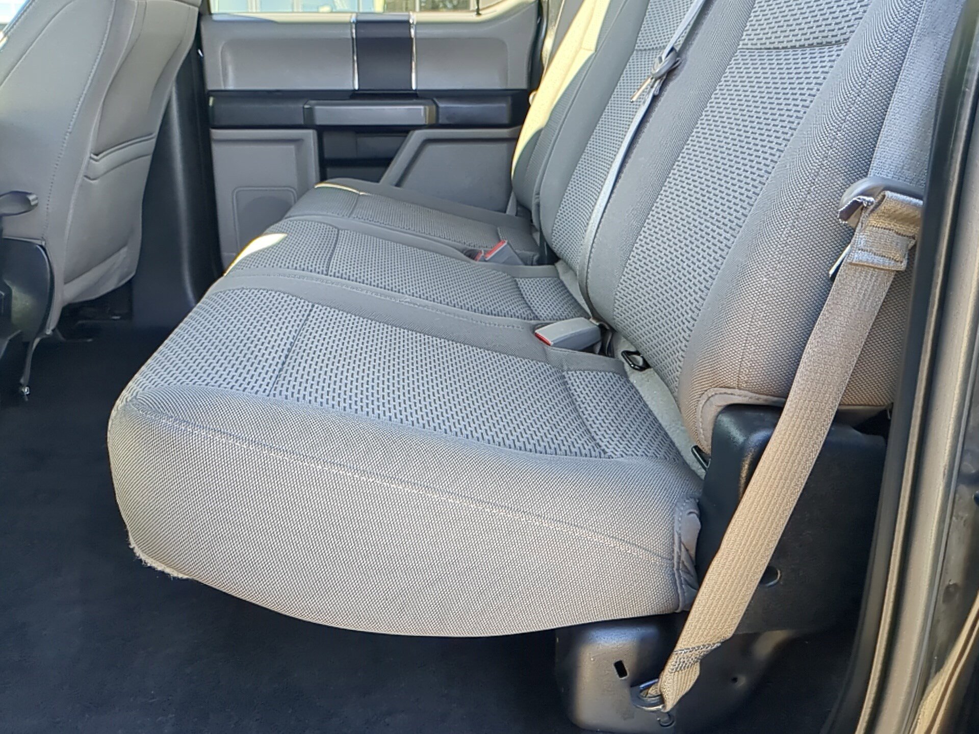 Used 2018 Ford F150 XLT image 23