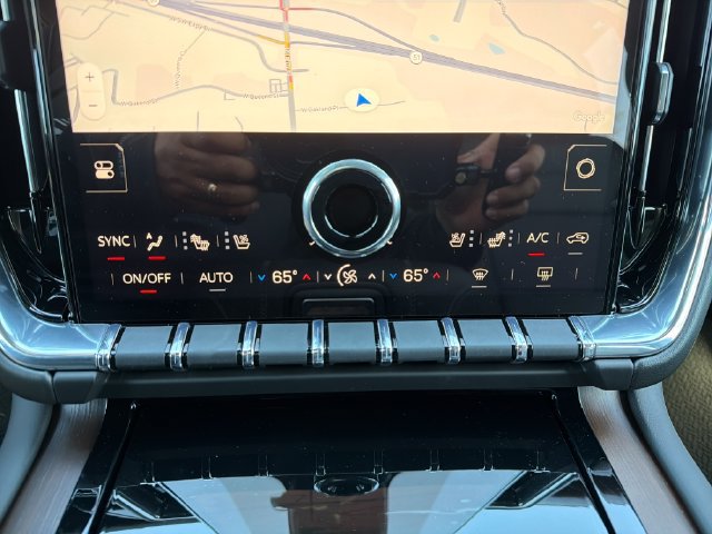 New 2026 GMC Yukon XL Denali AWD/4WD image 14