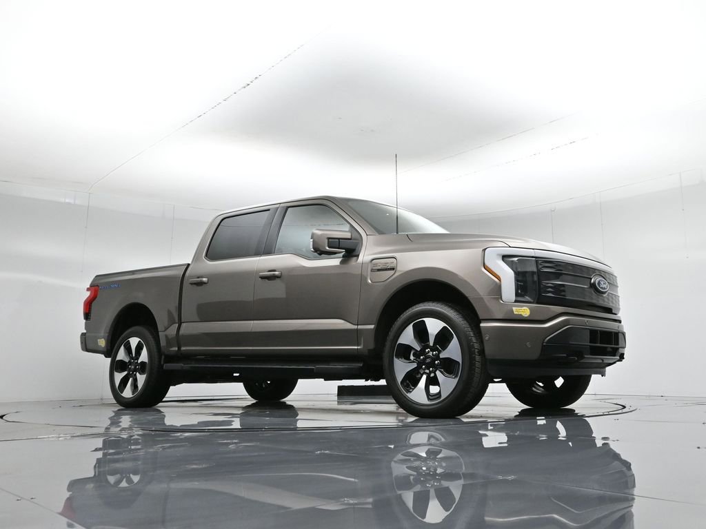 Certified 2022 Ford F150 Lightning Platinum image 3
