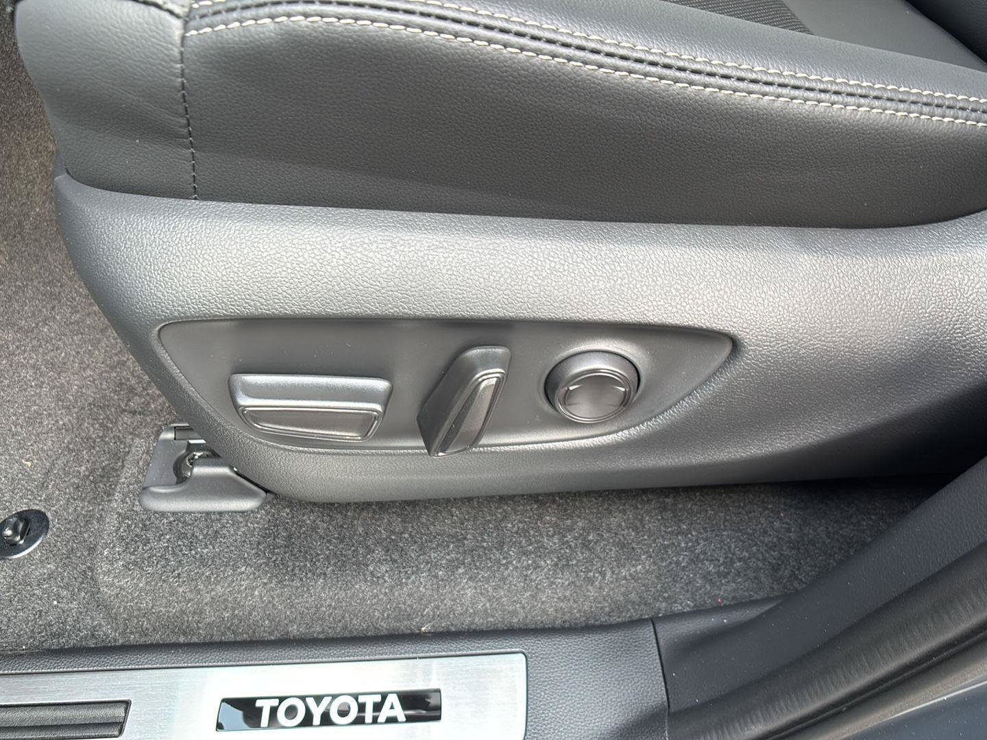 New 2027 Toyota Land Cruiser AWD/4WD image 21