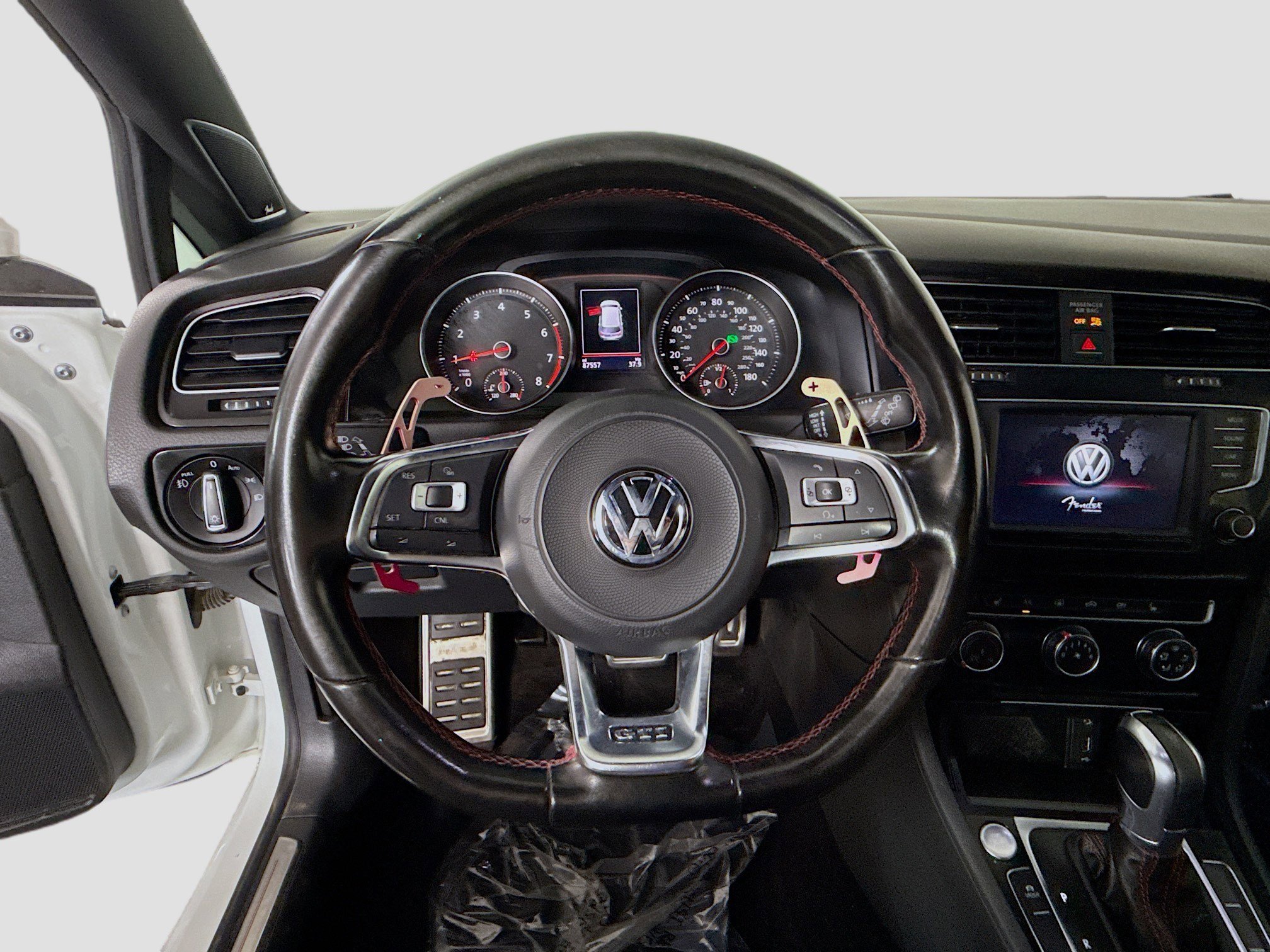 Used 2017 Volkswagen GTI SE image 13