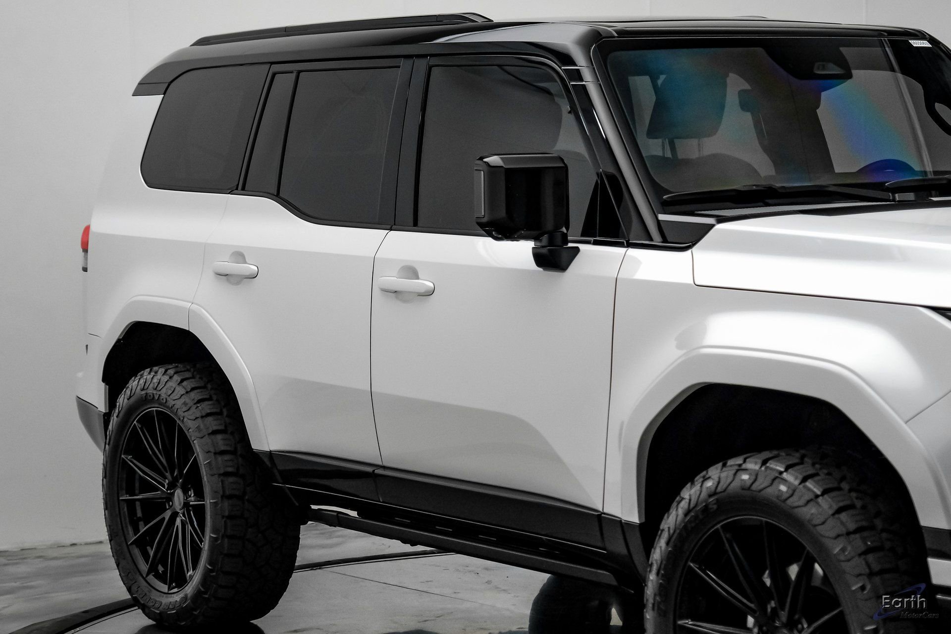 Used 2025 Lexus GX 550 550 Luxury+ 22 VOSSEN WHEELS w/ Accessory Package (2T) image 27