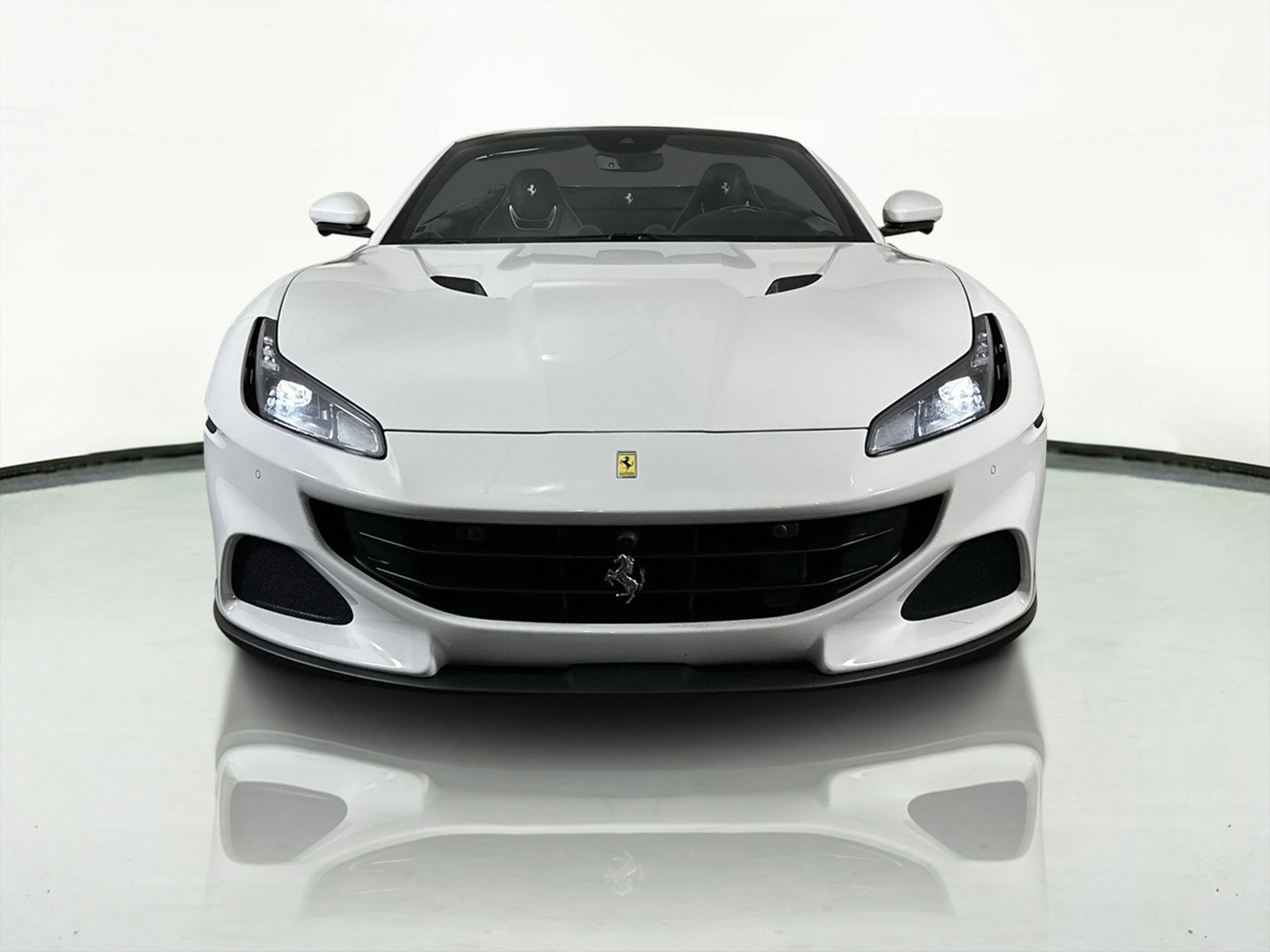 Used 2022 Ferrari Portofino M image 3