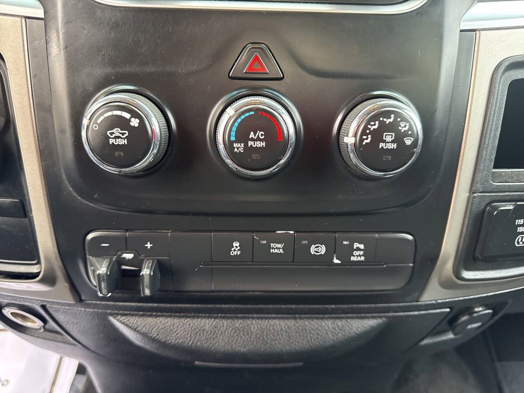 Used 2017 RAM 2500 SLT image 25