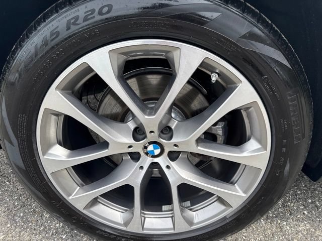 Used 2024 BMW X5 xDrive40i AWD/4WD image 11