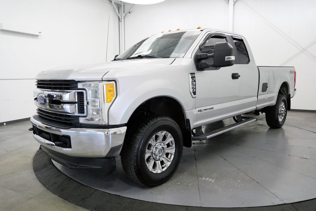 Used 2017 Ford F350 XL w/ STX Appearance Package AWD/4WD image 3