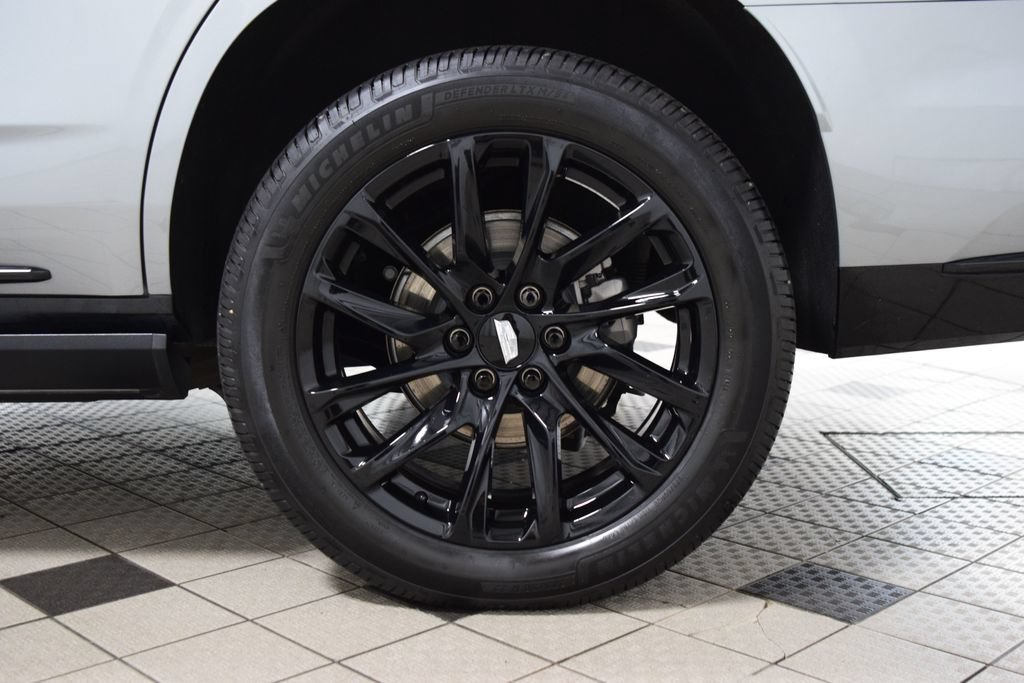 Used 2023 Cadillac Escalade Sport w/ LPO, ONYX Package AWD/4WD image 29