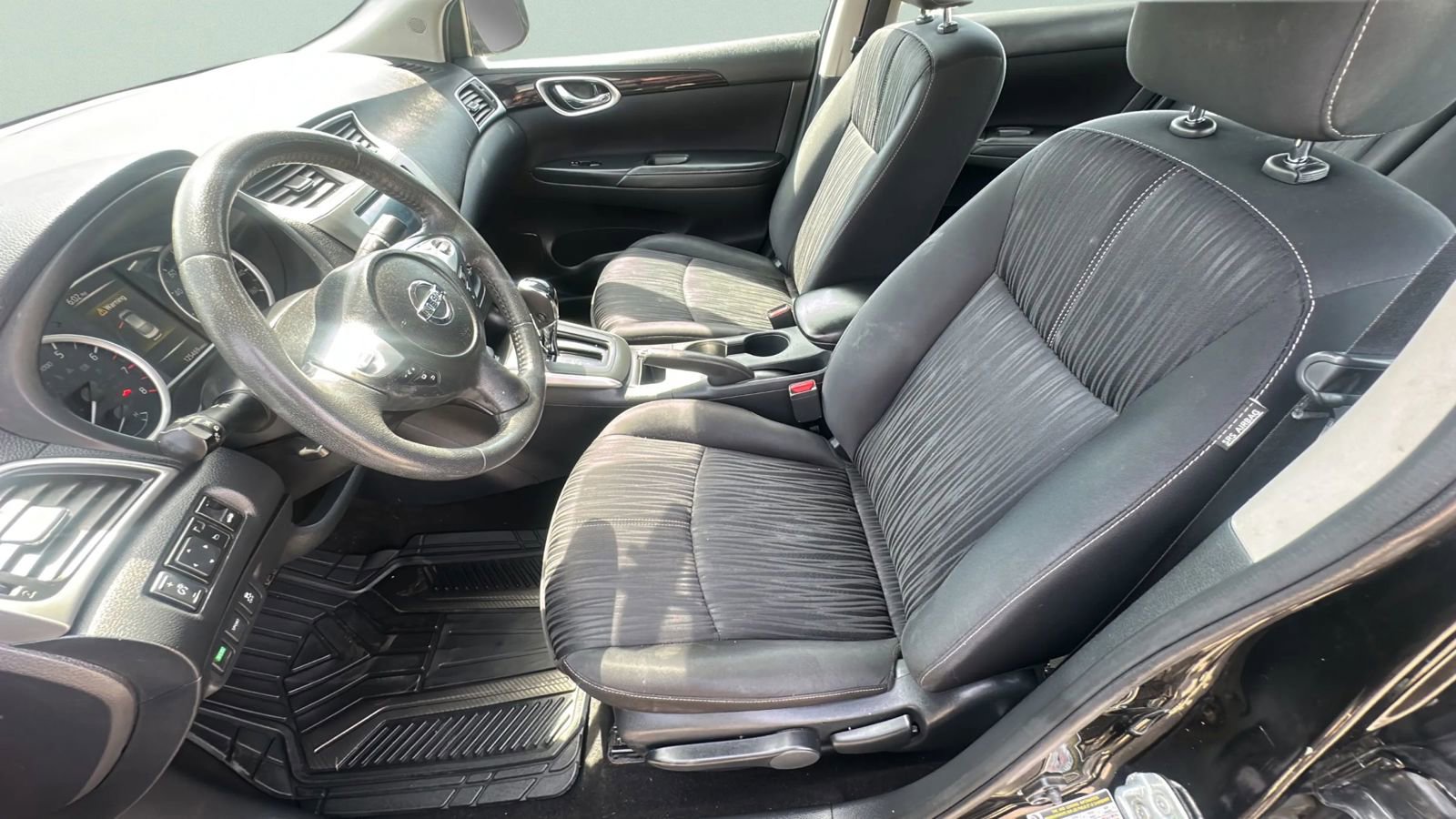 Used 2017 Nissan Sentra SV image 15