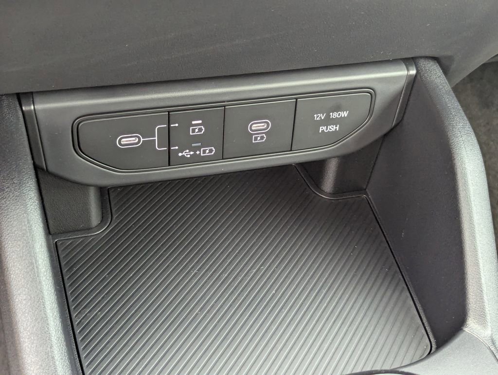 New 2026 Kia K4 LXS image 25