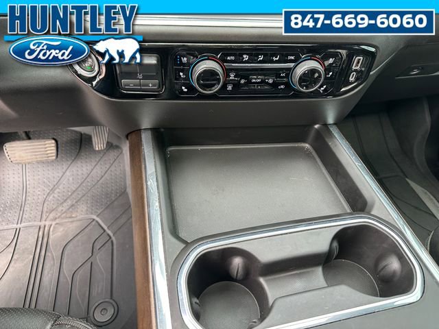 Used 2024 Chevrolet Silverado 3500 High Country w/ High Country Premium Package image 19