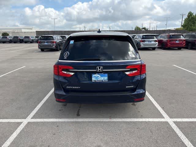 Used 2021 Honda Odyssey Touring image 4