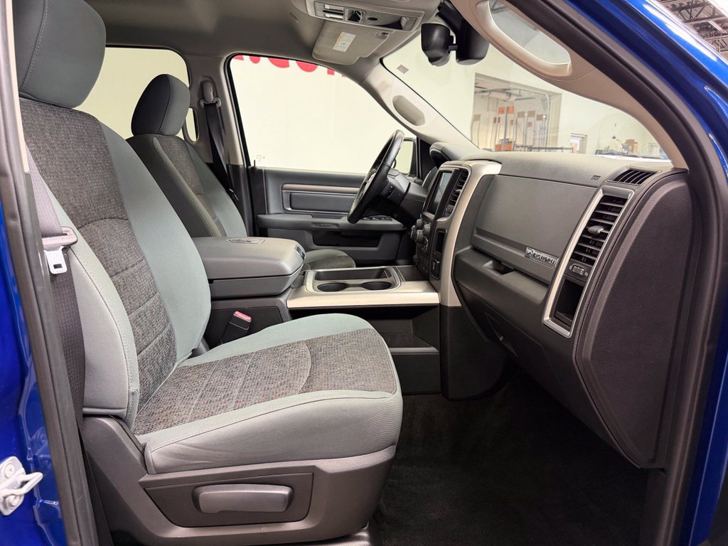 Used 2017 RAM 1500 Big Horn AWD/4WD image 9