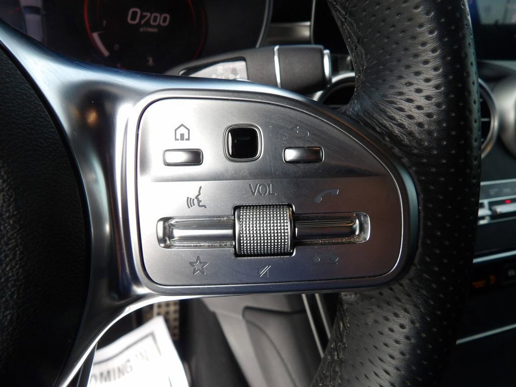 Used 2021 Mercedes-Benz GLC 300 image 17