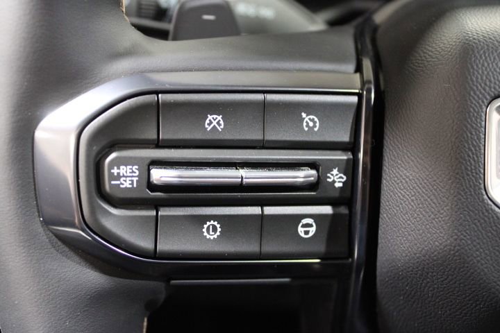 New 2026 GMC Acadia AT4 w/ Super Cruise Package image 35