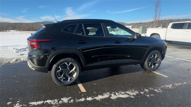 New 2026 Chevrolet Trax LT image 3