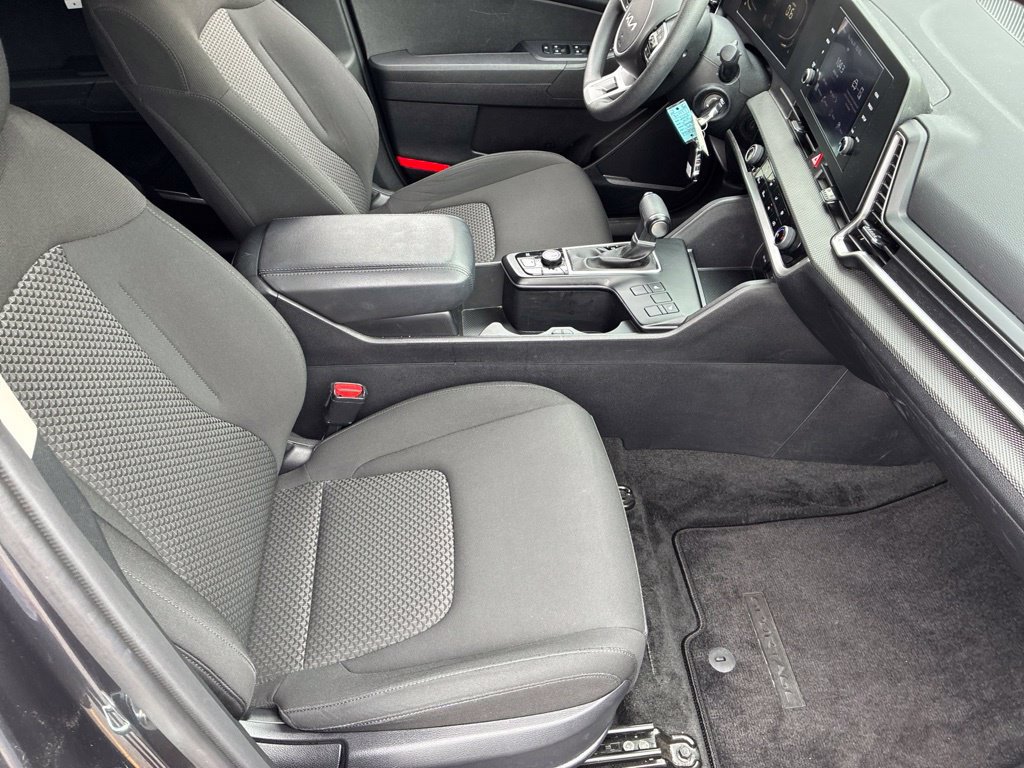 Used 2023 Kia Sportage LX AWD/4WD image 37