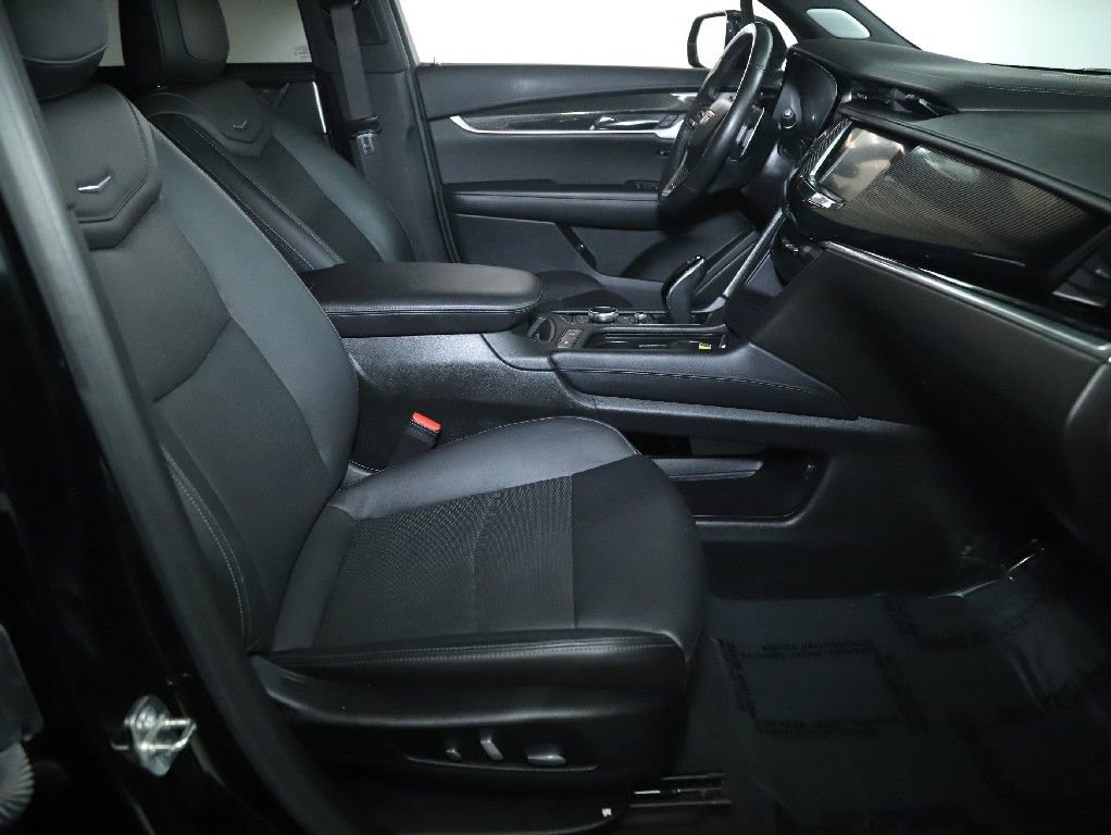 Used 2020 Cadillac XT6 Sport image 36