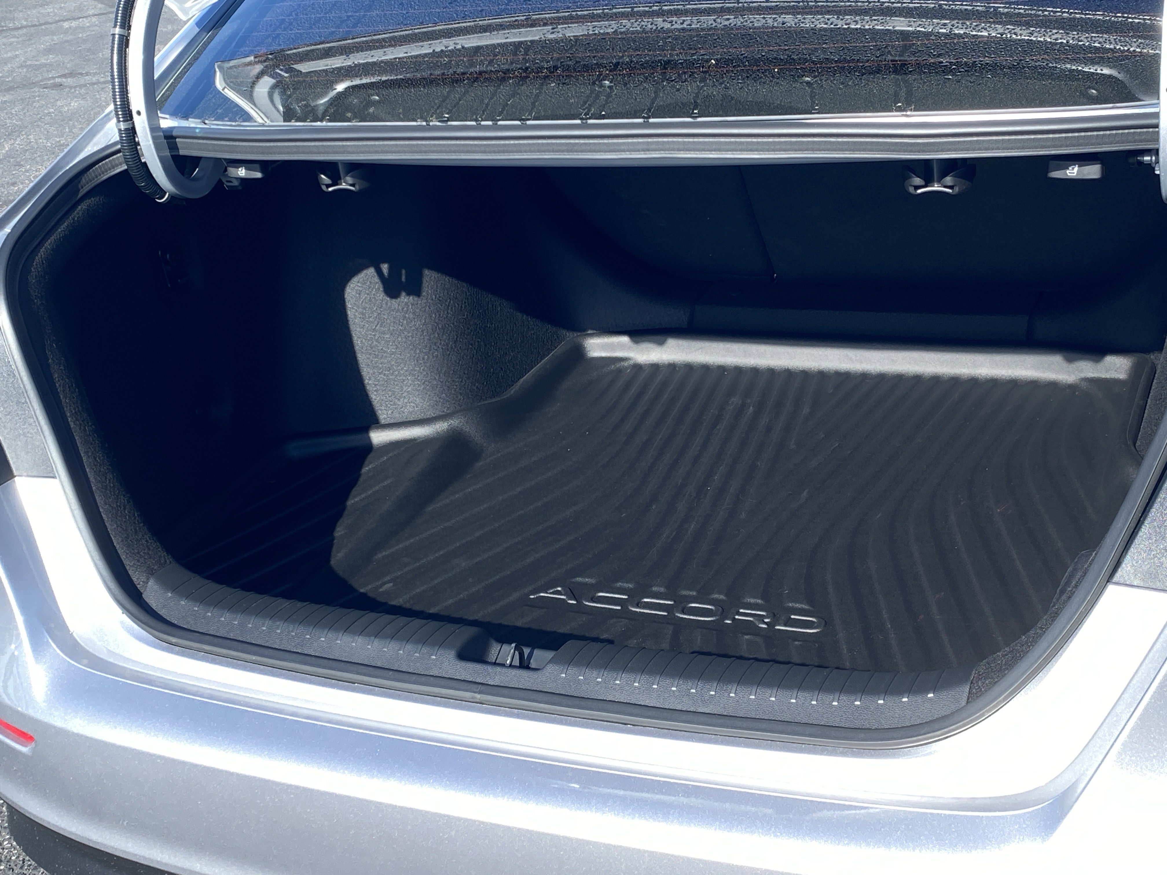 Used 2026 Honda Accord SE image 12