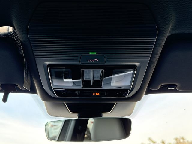 New 2026 Volkswagen Tiguan SE R-Line image 35