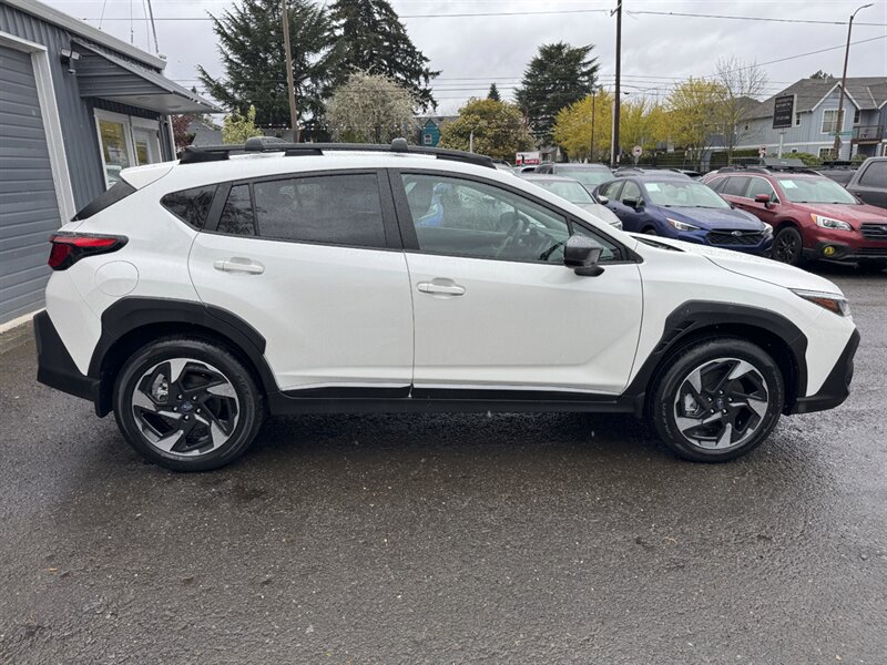 Used 2024 Subaru Crosstrek 2.5i Limited w/ Popular Package #4A AWD/4WD image 7